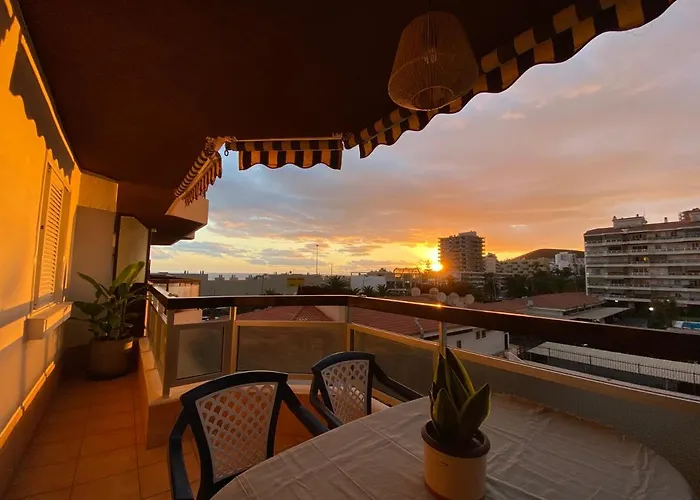 Nice Pool Apartment In Los Cristianos, Excellent Location