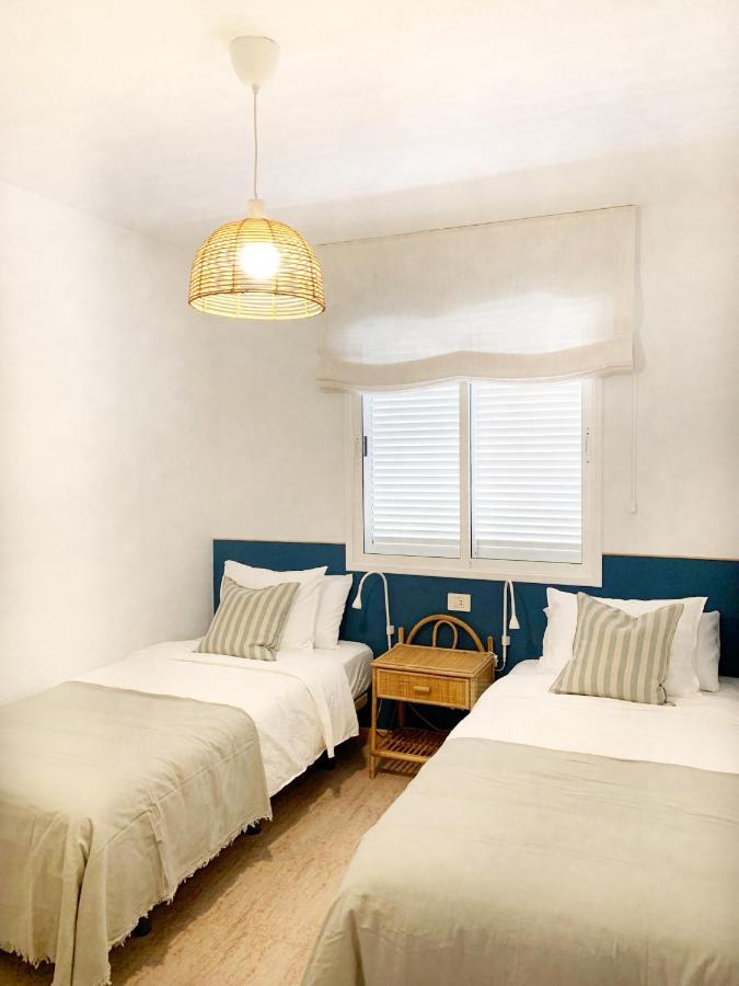 Pool In Cristianos, Excellent Location * Los Cristianos (Tenerife)